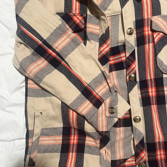 AE Offline Shacket - Picture 4 of 7